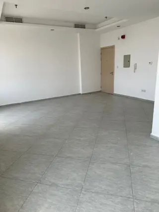 للبيع شقة في بنيد القار