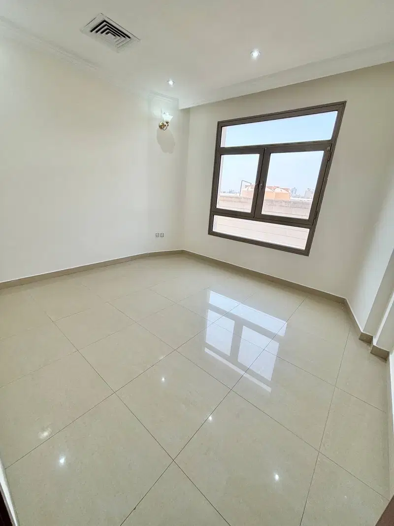 Apartment For Rent in Salmiya — 14
