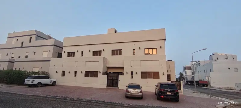 للبيع بيت في الخيران السكنية – جهة البر — 2