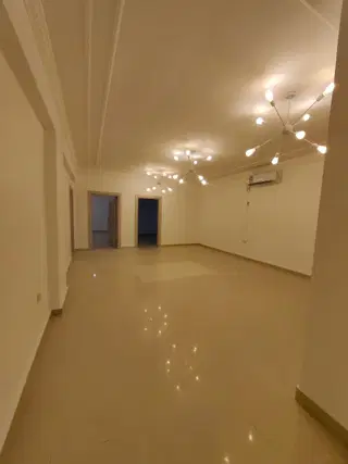 للإيجار دور في مشرف