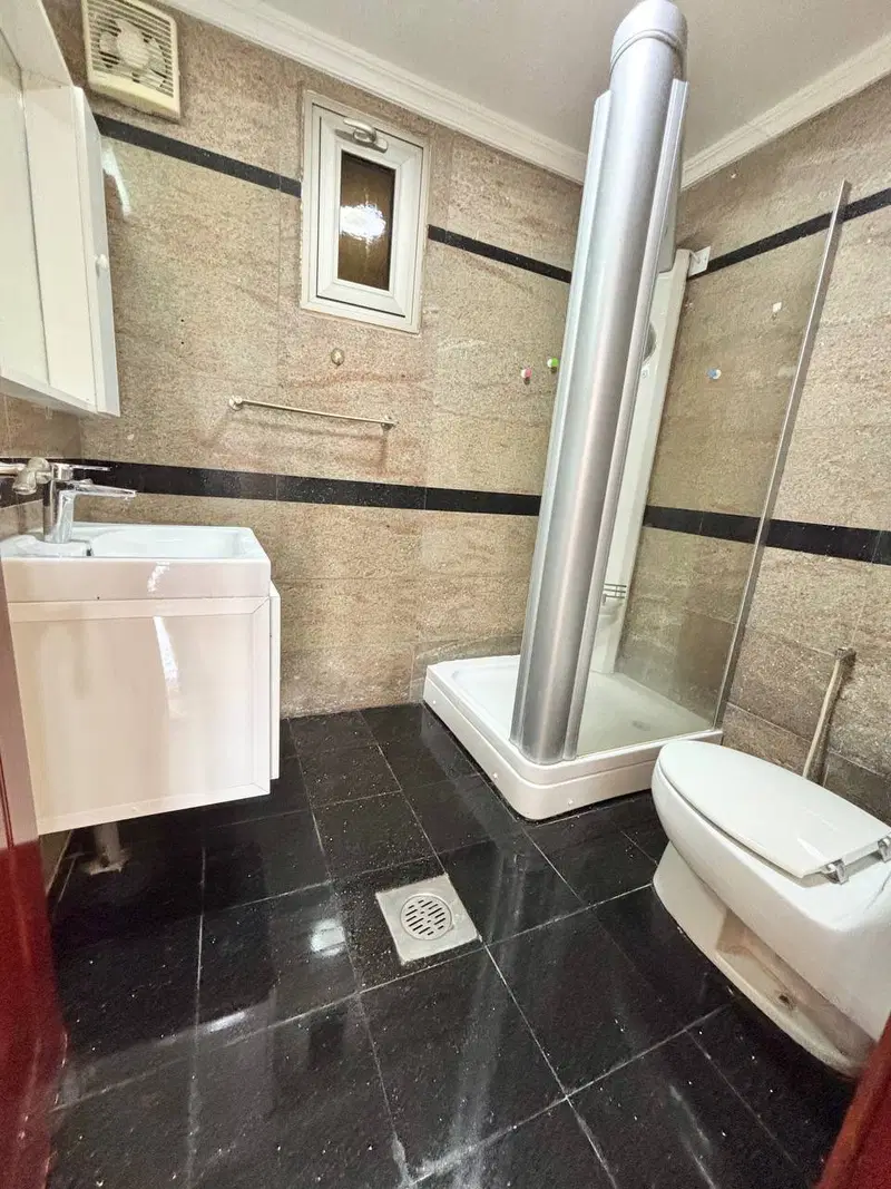 Apartment For Rent in Salmiya — 15