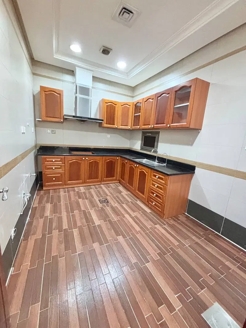 Apartment For Rent in Salmiya — 12