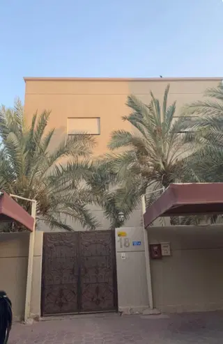 للبيع بيت في الفنطاس