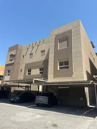 للإيجار دور في الرميثية