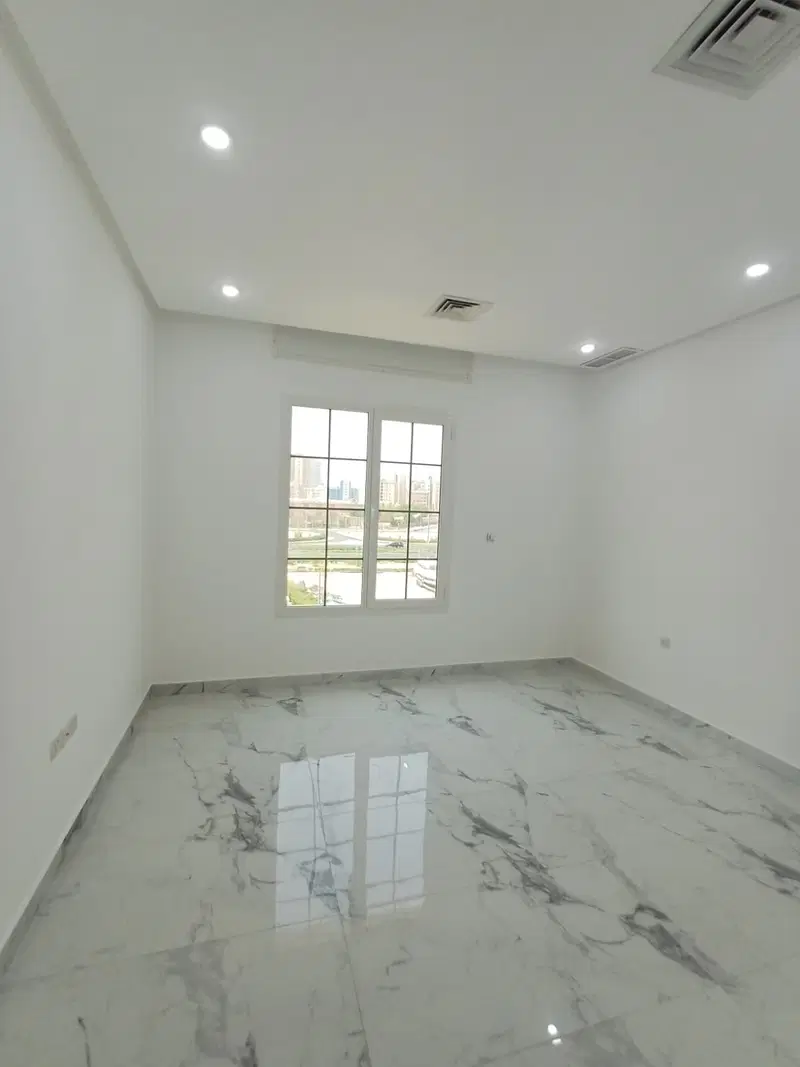 للإيجار شقة في الشعب السكنية — 4