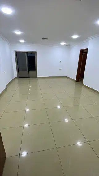 للإيجار شقة في حولي