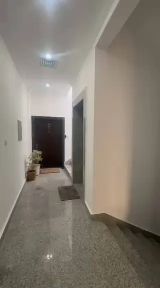 للإيجار شقة في سلوى