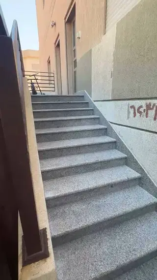للإيجار شقة في الزهراء